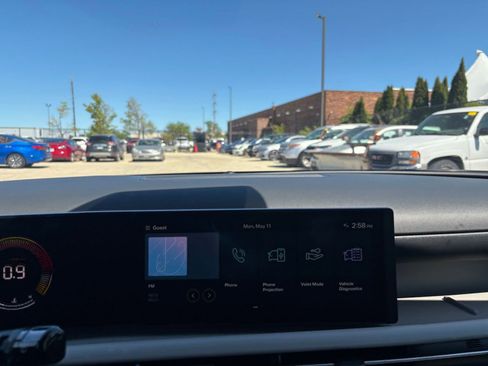 Used 2025 Hyundai Tucson SEL FWD image 17