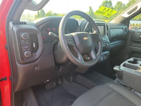 Used 2022 Chevrolet Silverado 1500 Custom AWD/4WD image 18