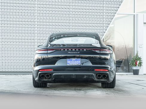 Used 2023 Porsche Panamera 4 image 35