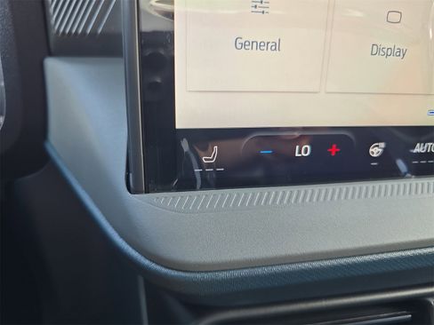 New 2025 Ford Maverick XLT w/ XLT Luxury Package image 19