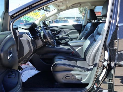 Used 2023 Nissan Murano SV image 7