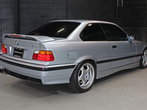Used 1995 BMW M3 Coupe RWD image 24