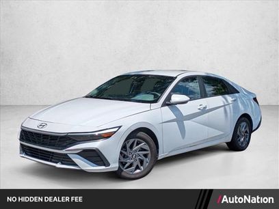 Used 2024 Hyundai Elantra SEL