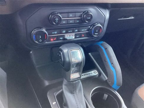 Used 2022 Ford Bronco Outer Banks image 21