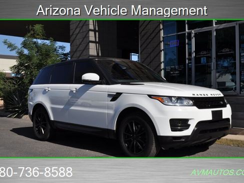 Used 2014 Land Rover Range Rover Sport SE image 11