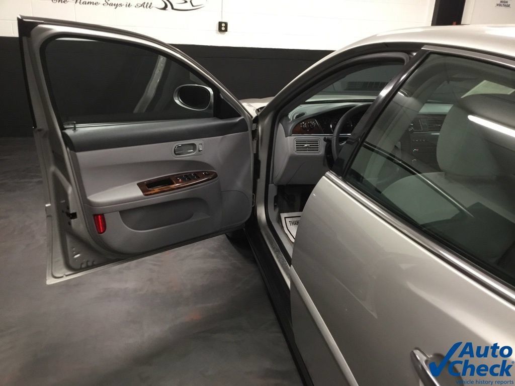 Used 2007 Buick LaCrosse CX FWD image 18