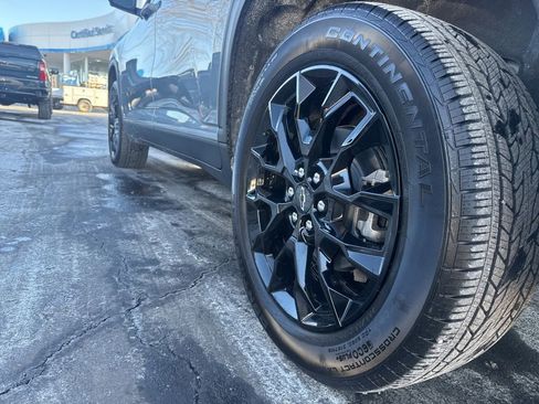 Used 2026 Chevrolet Traverse LT w/ Midnight/Sport Edition image 21