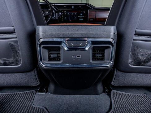 Used 2025 GMC Sierra 1500 Denali Ultimate AWD/4WD image 34