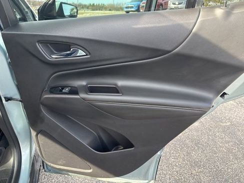 Used 2022 Chevrolet Equinox Premier AWD/4WD image 22