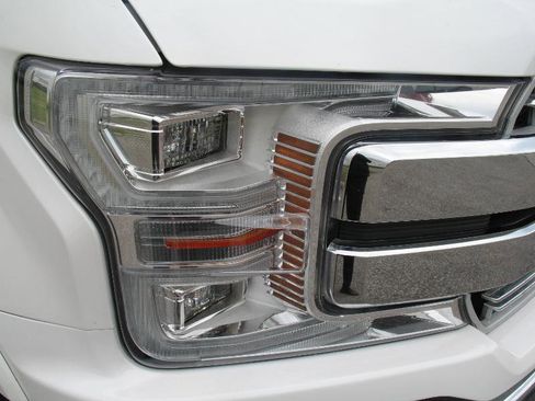 Used 2019 Ford F150 Lariat w/ Equipment Group 502A Luxury AWD/4WD image 73