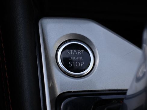 Used 2024 Nissan Altima 2.5 SR FWD image 19