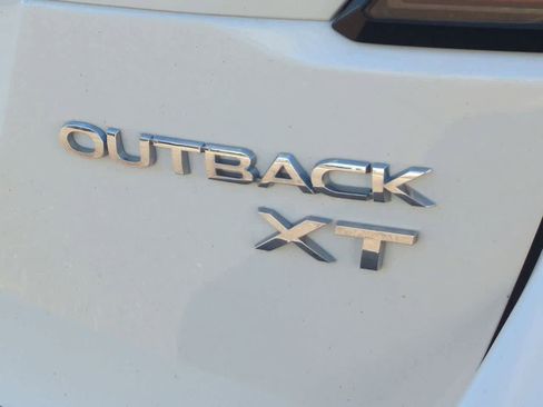 Used 2022 Subaru Outback Limited XT image 12