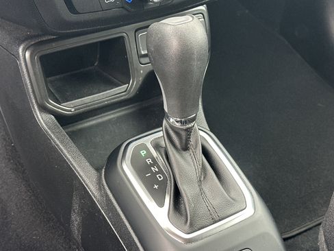 Used 2019 Jeep Renegade Latitude image 30