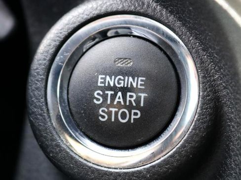 Used 2021 Subaru Crosstrek 2.5i Sport w/ Moonroof Package image 15