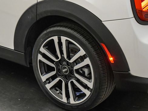 Used 2024 MINI Cooper S FWD image 11
