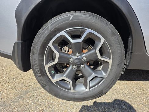 Used 2013 Subaru Crosstrek 2.0i Premium w/ Popular Pkg 2 AWD/4WD image 40