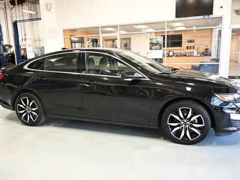 Used 2024 Chevrolet Malibu RS image 4