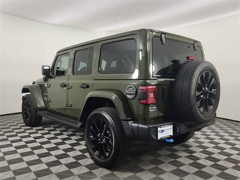 Used 2023 Jeep Wrangler Unlimited Sahara w/ Cold Weather Group image 3