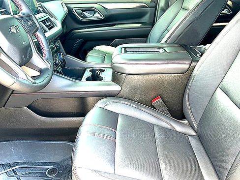 Used 2024 Chevrolet Tahoe RST w/ Luxury Package AWD/4WD image 13
