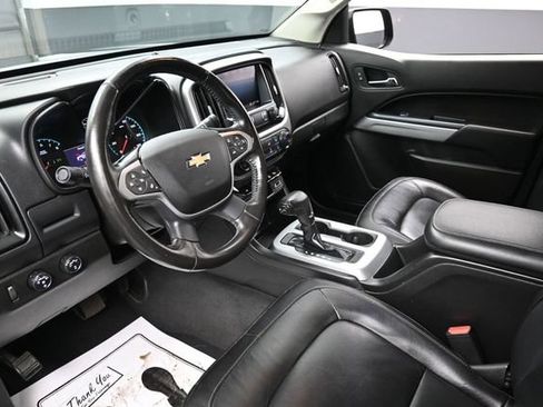 Used 2020 Chevrolet Colorado LT w/ Redline Special Edition AWD/4WD image 18
