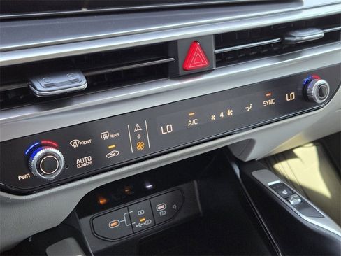 New 2026 Kia Sorento EX w/ EX Premium Package image 16