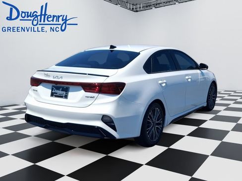 Used 2023 Kia Forte GT-Line w/ GT-Line Premium Package FWD image 5