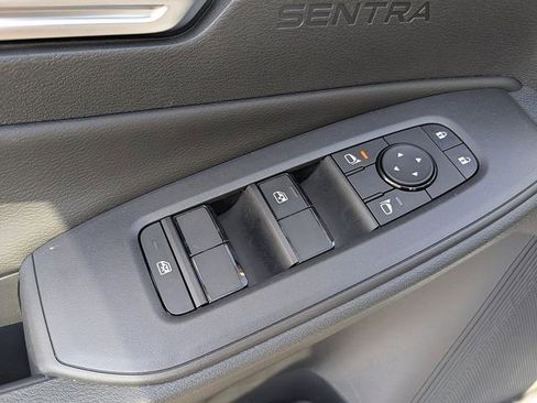 New 2026 Nissan Sentra SV w/ SV Convenience Package FWD image 22