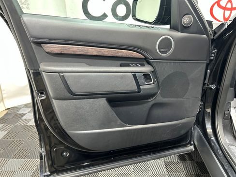 Used 2022 Land Rover Discovery HSE R-Dynamic AWD/4WD image 21
