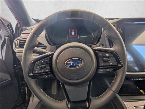 Used 2025 Subaru Forester Premium AWD/4WD image 17