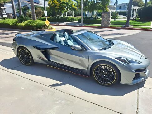 Used 2024 Chevrolet Corvette Z06 RWD image 5