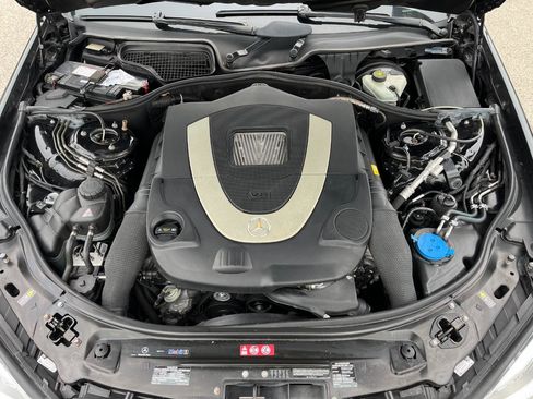 Used 2011 Mercedes-Benz S 550 4MATIC image 82