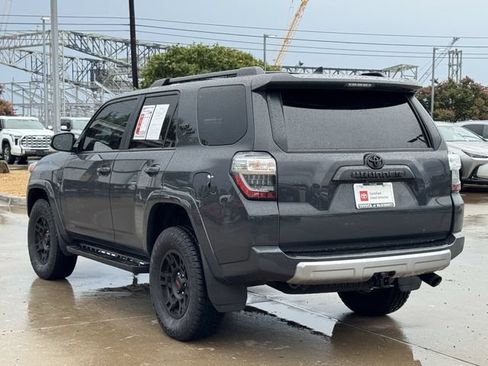 Certified 2024 Toyota 4Runner TRD Off-Road Premium w/ Moonroof Package AWD/4WD image 9