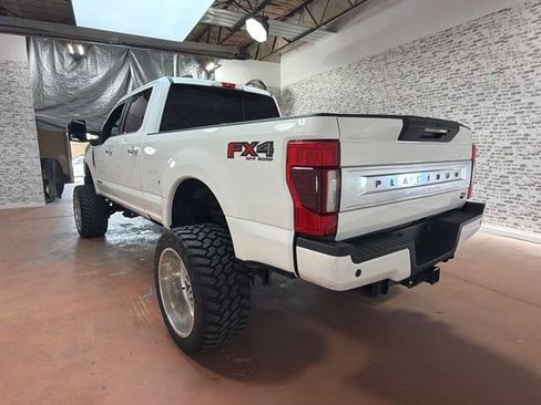 Used 2022 Ford F350 Platinum AWD/4WD image 5