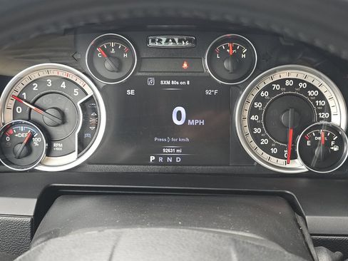 Used 2015 RAM 3500 Laramie w/ Convenience Group AWD/4WD image 23