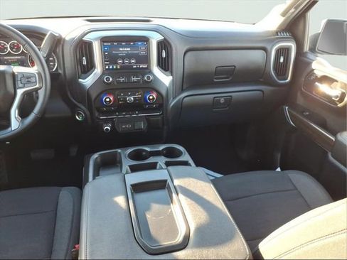 Used 2022 Chevrolet Silverado 1500 RST image 15