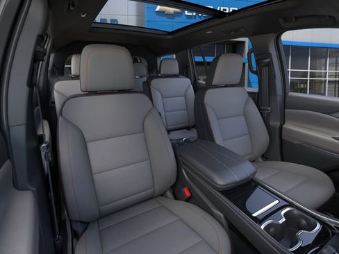 New 2026 Chevrolet Traverse LT w/ Enhanced Driving Package FWD image 16