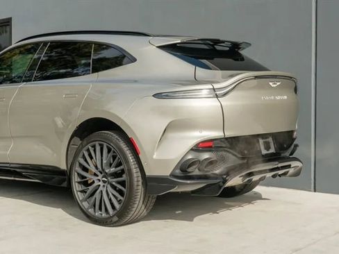 Used 2023 Aston Martin DBX 707 image 26