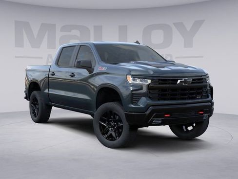 New 2025 Chevrolet Silverado 1500 LT Trail Boss w/ Convenience Package II image 2