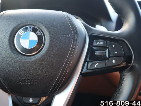 Used 2018 BMW 540i xDrive w/ Premium Package image 20