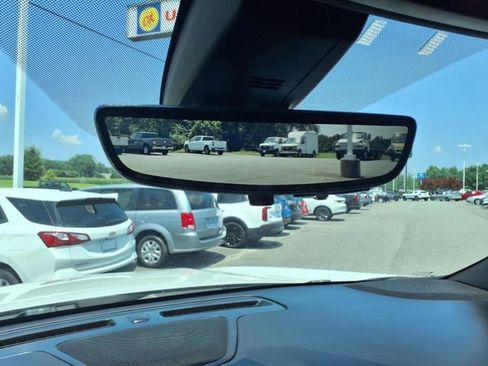 Used 2021 Chevrolet Tahoe High Country image 24