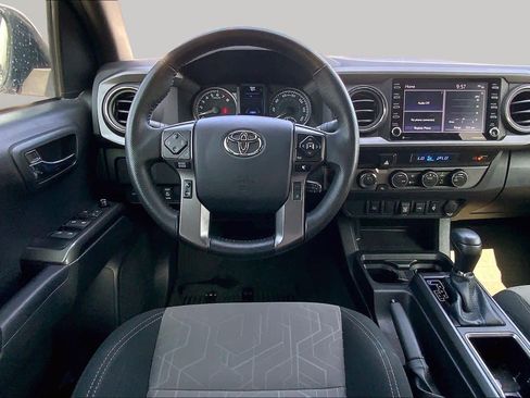 Certified 2023 Toyota Tacoma TRD Sport AWD/4WD image 5