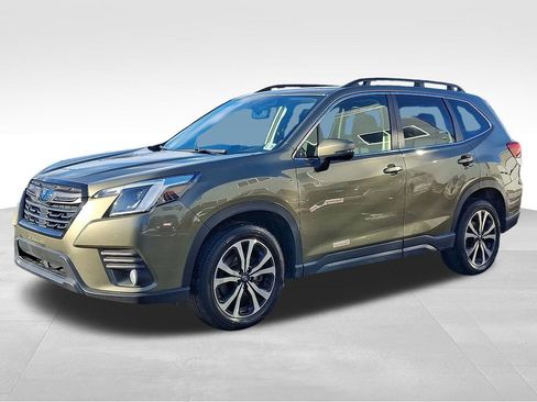 Used 2023 Subaru Forester Limited image 3