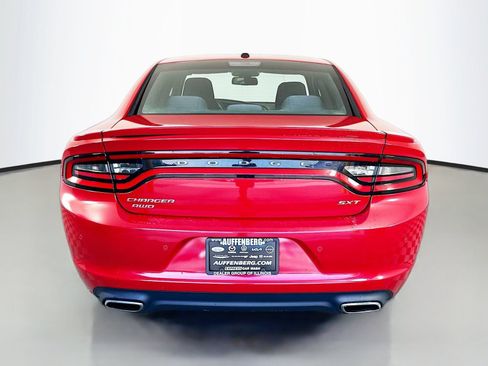 Used 2015 Dodge Charger SE w/ Power Sunroof Group RWD image 6