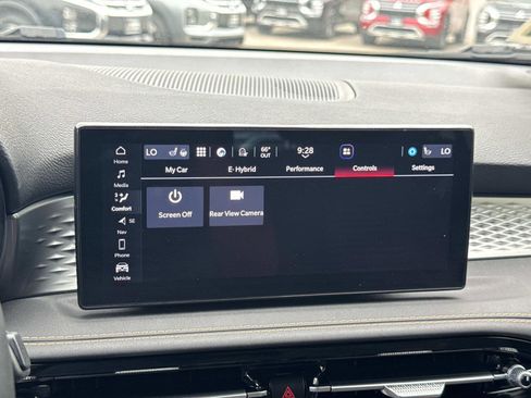 Used 2025 Alfa Romeo Tonale AWD/4WD image 19