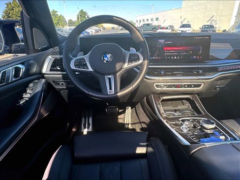 Used 2026 BMW X7 M60i AWD/4WD image 11