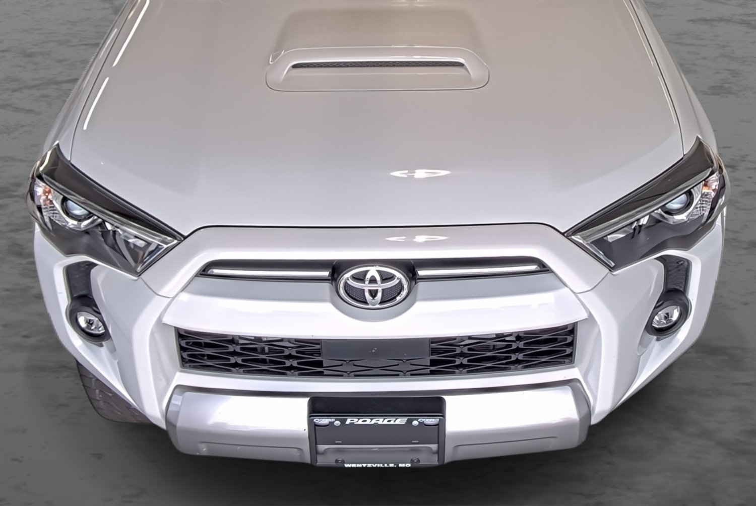 Used 2022 Toyota 4Runner TRD Off-Road Premium AWD/4WD image 16