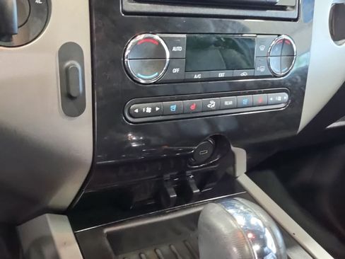 Used 2013 Ford Expedition Limited AWD/4WD image 28