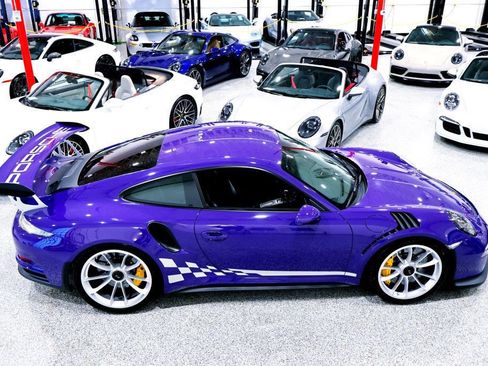 Used 2016 Porsche 911 GT3 RS RWD image 8