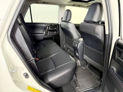 Used 2023 Toyota 4Runner TRD Off-Road Premium w/ Moonroof Package AWD/4WD image 48