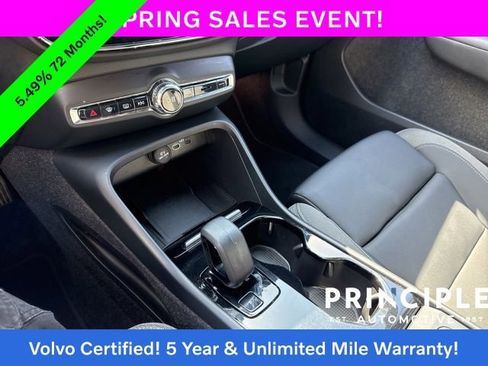 Certified 2023 Volvo XC40 Recharge Core image 19